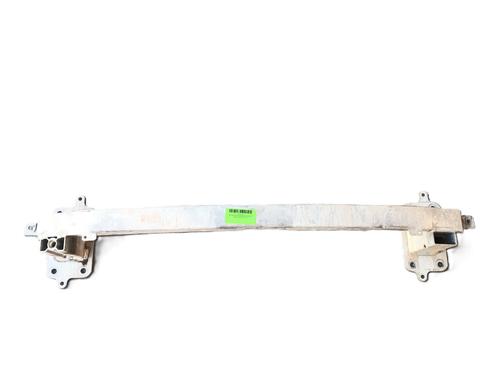 Refuerzo paragolpes delantero Refuerzo paragolpes delantero 39141046 39141046