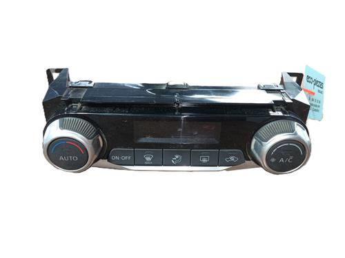 Used Climate control NISSAN JUKE (F16_) 1.0 (114 hp) 30940257