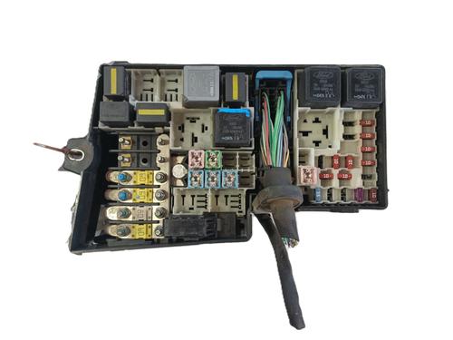 Used Fuse box Fuse box FORD FOCUS C-MAX (DM2) 1.6 (100 hp) 33854800 33854800