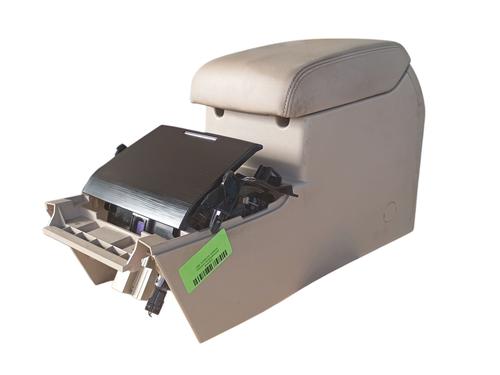 Used Armrest / Center console Armrest / Center console SUBARU OUTBACK (BS) 2.0 D AWD (BSD) (150 hp) 33904221 33904221