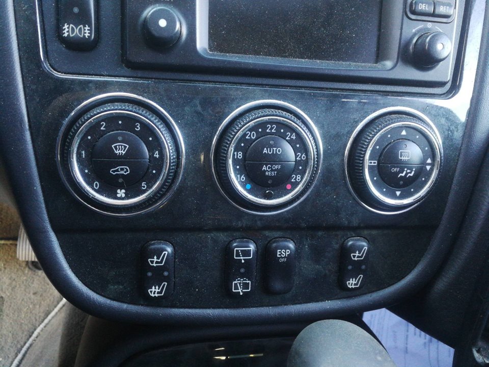 COMMANDE DE CHAUFFAGE ET CLIM D'ORIGINE MERCEDES ML W163 REF: 1638300185 / 163 830 01 85 | Red'Auto