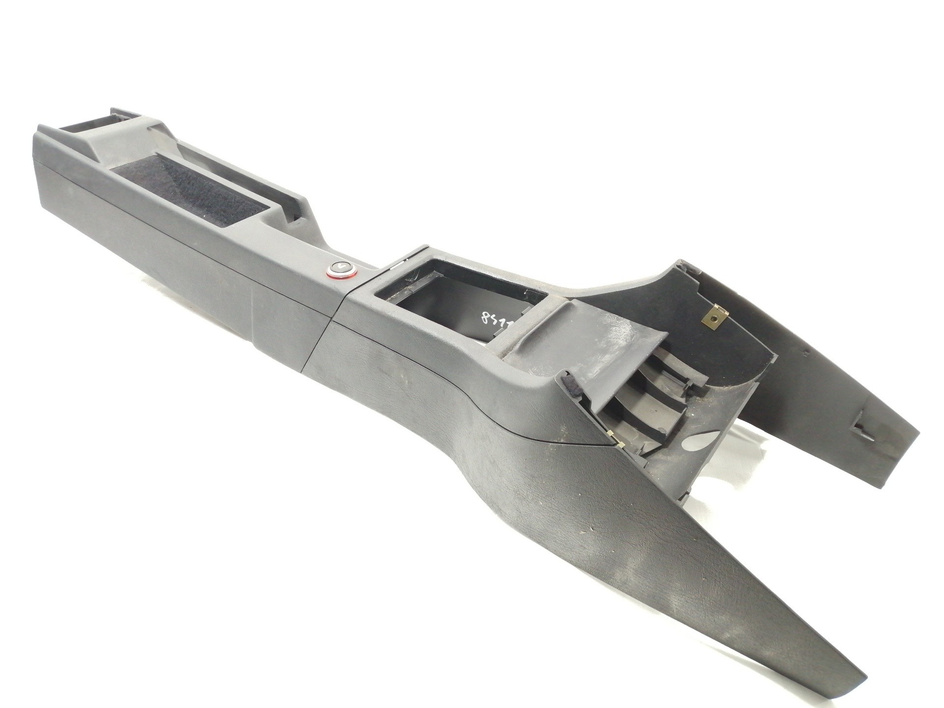 Armlehne AUDI COUPE B3 (89, 8B3) 2.0 8922241 | B-Parts 