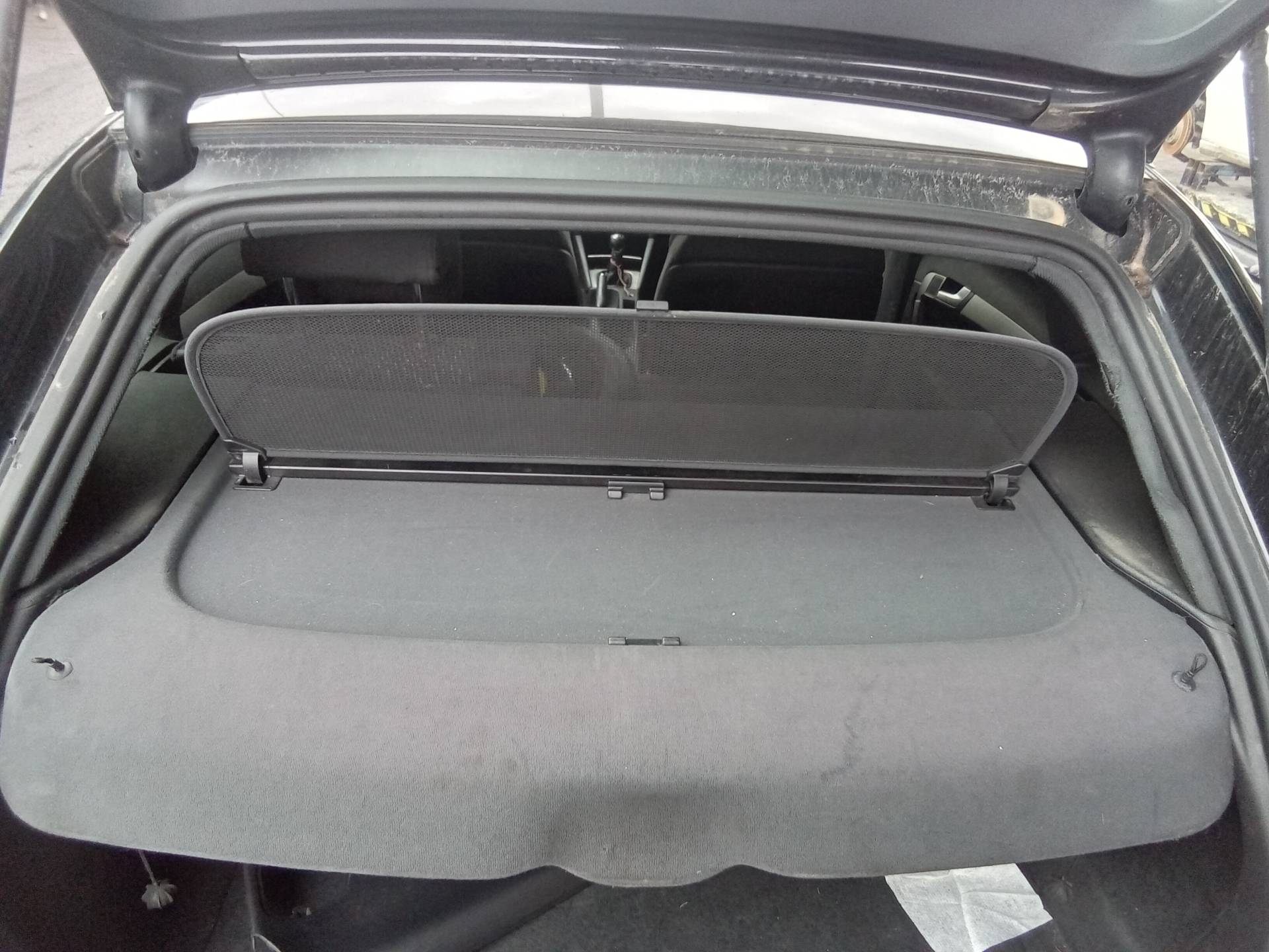 thumbnail image 2 of Smith Plastics Parcel Shelf Catch Hinge Clips For Audi A3 Mk2 (2003-2012) - 2 Pack 2 of 6