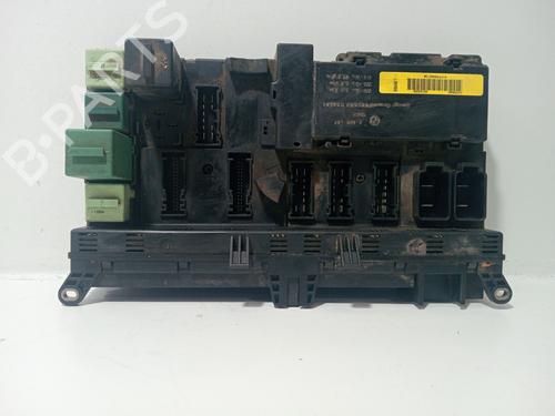 Zekeringkast LAND ROVER RANGE ROVER III (L322) 4.4 4x4 (286 hp) 29250133
