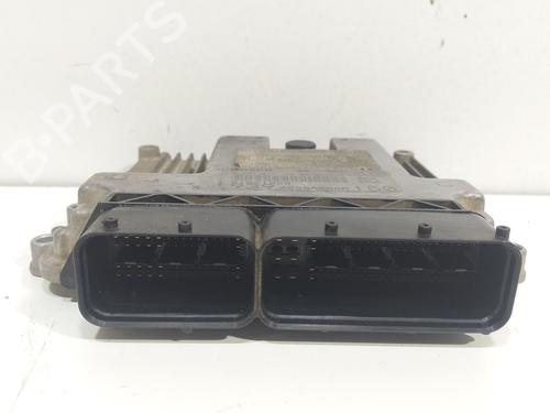 Calculateur moteur (ecu) ALFA ROMEO 159 (939_) 1.9 JTDM 16V (939AXC1B, 939AXC12) (150 hp) 31831736