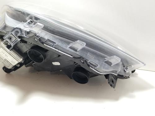 Right headlight SEAT IBIZA V (KJ1, KJG) 1.0 MPi | BP32189086C29 