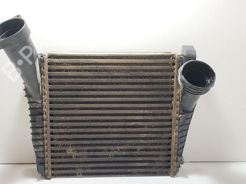 Ladeluftkühler für VW TOUAREG (7LA, 7L6, 7L7) [2002-2013]  33000445