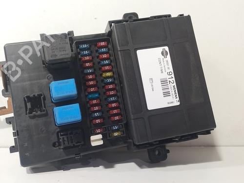 Used Fuse box NISSAN TERRANO II (R20) 2.7 TDi 4WD (125 hp) 32122471