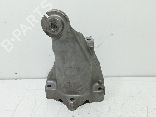 Used Engine mount Engine mount MERCEDES-BENZ E-CLASS T-Model (S212) E 220 CDI / BlueTEC (212.202, 212.201) (170 hp) 40099795 40099795