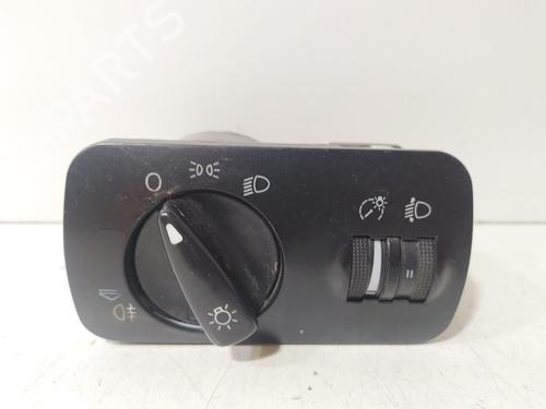 Used Headlight switch Headlight switch 38065045 38065045