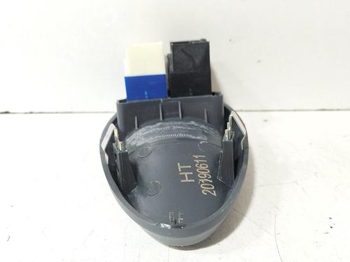 Left front window switch IVECO DAILY VI Van 35S21, 35C21, 40C21, 50C21 | BP40100014I27 - Image 7