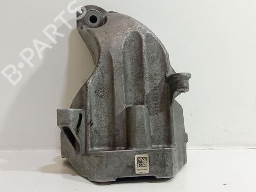 Used Engine mount Engine mount MERCEDES-BENZ E-CLASS (W212) E 220 BlueTEC 4-matic (212.011) (170 hp) 40099799 40099799