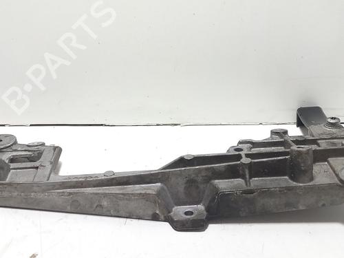 Used Engine mount Engine mount VW PASSAT B6 Variant (3C5) 2.0 TDI 16V (140 hp) 33758488 33758488