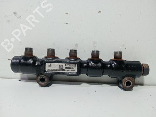 Used Injection rail FORD FIESTA VI (CB1, CCN) [2008-2025]  30625122