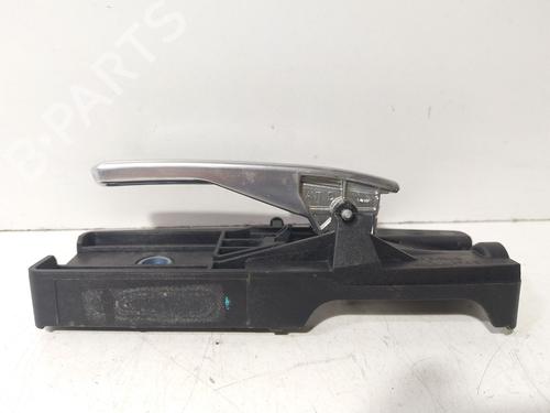 Used Front right interior door handle Front right interior door handle 37603585 37603585