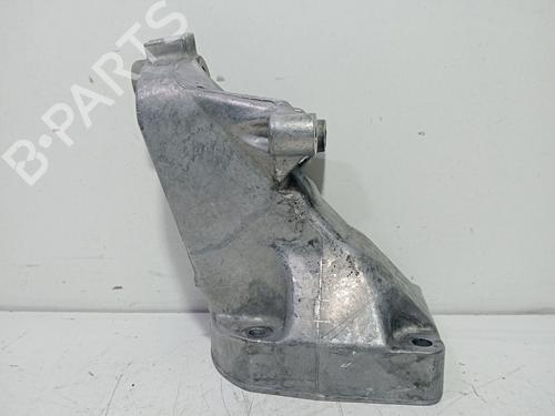 Used Engine mount MERCEDES-BENZ E-CLASS (W211) E 220 CDI (211.006) (150 hp) 30111363