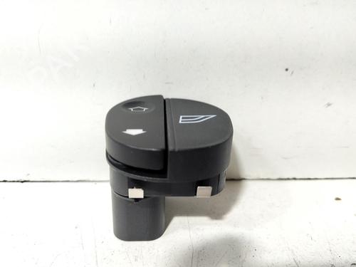 Used Right front window switch Right front window switch FORD TRANSIT Bus (FD_ _, FB_ _, FS_ _, FZ_ _, FC_ _) 2.4 DI RWD (F_B_, F_C_) (75 hp) 40100023 40100023