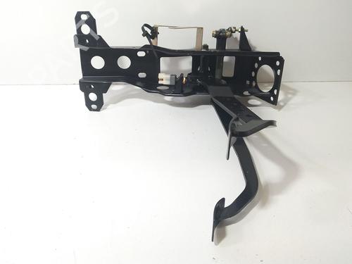 Pédale d'embrayage Pédale d'embrayage SUZUKI VITARA (ET) HDI (SE 420HDI) (87 hp) 36039794 36039794