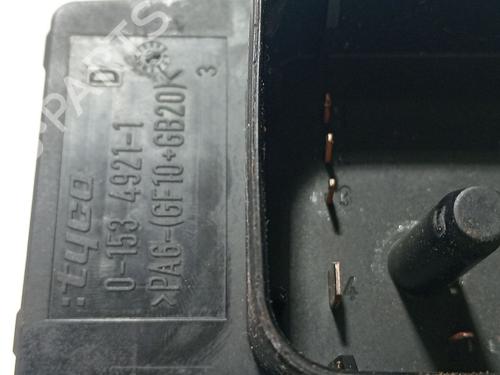 Fuse box OPEL ASTRA H (A04) 1.6 (L48) | BP31718777E1 