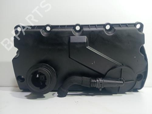Used Valve cover VW GOLF V (1K1) 1.9 TDI 4motion (105 hp) 30131460