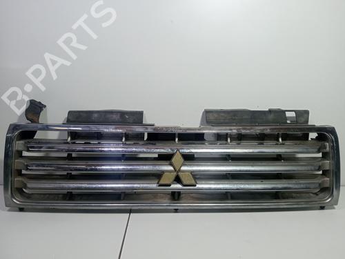 Used Grille MITSUBISHI PAJERO II (V3_W, V2_W, V4_W, V5_W) [1990-2001]  29475342