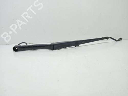 Used Front windshield wiper arm CHEVROLET CORVETTE [1982-1997]  21792447