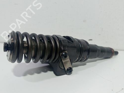 Injector VW GOLF V (1K1) 1.9 TDI 4motion | BP30129587M100