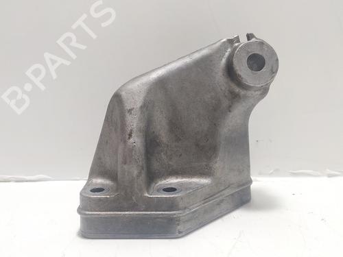 Used Engine mount MERCEDES-BENZ R-CLASS (W251, V251) R 320 CDI 4-matic (251.022, 251.122) (224 hp) 32059112