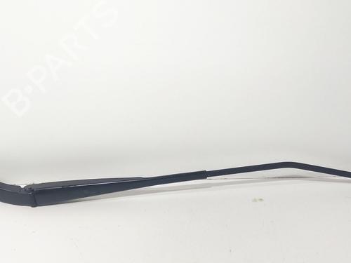 Used Front windshield wiper arm Front windshield wiper arm DACIA DOKKER Box Body/MPV 1.5 dCi 75 / Blue dCi 75 (FEJW, FEAH) (75 hp) 34644802 34644802