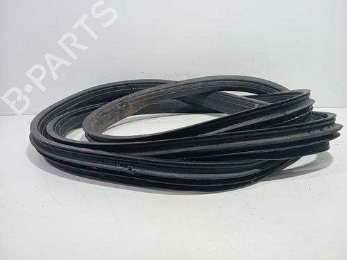 Used Rubber door seal MERCEDES-BENZ M-CLASS (W163) ML 270 CDI (163.113) (163 hp) 24113913