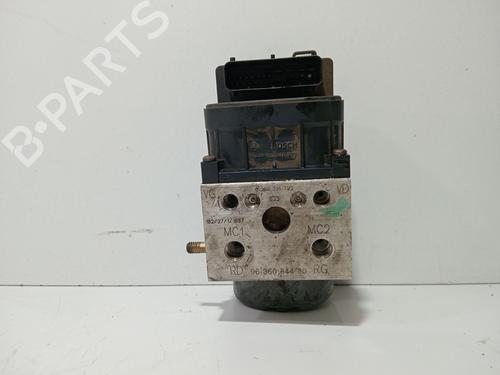 Used Control unit PEUGEOT 306 (7B, N3, N5) [1993-2003]  23205244