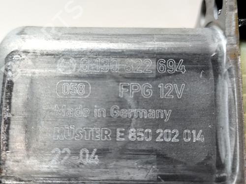 Right rear window motor SEAT IBIZA V (KJ1, KJG) 1.0 MPi | BP32235281E22