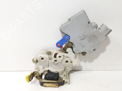 Used Front right lock Front right lock NISSAN TERRANO II (R20) 2.7 TDi 4WD (125 hp) 35727499 35727499