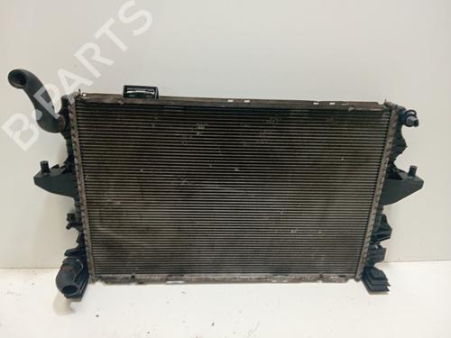 Used Water radiator Water radiator VW CALIFORNIA T5 Camper (7EC, 7EF, 7EG, 7HF, 7HC) 2.0 TDI 4motion (136 hp) 40099739 40099739
