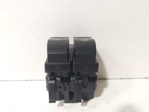 Used Left front window switch Left front window switch 38235200 38235200