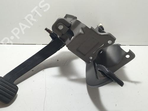 Used Pedal Pedal DACIA DOKKER Box Body/MPV 1.5 dCi (FEAJ) (90 hp) 33758485 33758485