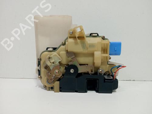 Front left lock VW TRANSPORTER T5 Bus (7HB, 7HJ, 7EB, 7EJ) 2.5 TDI | BP29356705C98 
