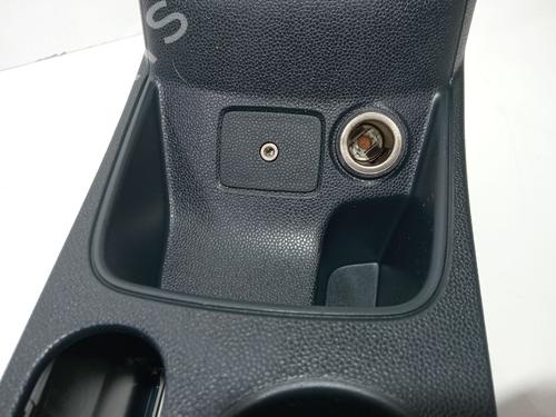 Middle console FORD FIESTA VI (CB1, CCN) 1.6 Ti | BP22750194I22 