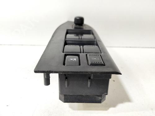 Left front window switch SUZUKI GRAND VITARA II (JT, TE, TD) 1.9 DDiS All-wheel Drive (JT419, TD44, JB419WD, JB419XD,... | BP36674943I27 - Image 2