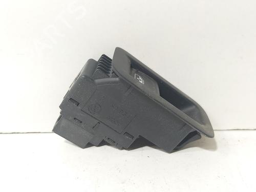 right-rear-window-switch-vw-golf-vii-5g1-bq1-be1-be2-2012-2013-2014-2015-2016-2017-2018-2019-2020-2021-36162265 main image