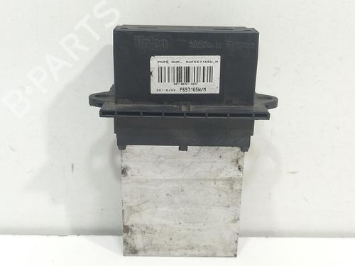 Used Heater resistor RENAULT MEGANE II (BM0/1_, CM0/1_) 1.9 dCi (BM0G, CM0G) (120 hp) 31806279