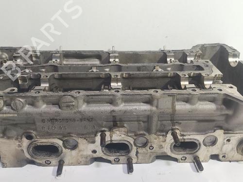 Used Cylinder head Cylinder head MERCEDES-BENZ M-CLASS (W166) ML 350 BlueTEC 4-matic (166.024, 166.023) (258 hp) 40099865 40099865
