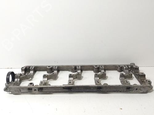 Used Valve cover Valve cover 36842549 36842549