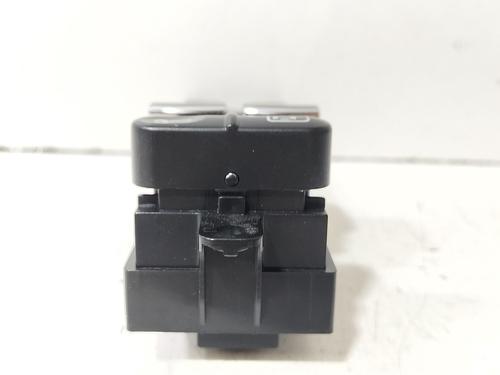 Left front window switch SKODA FABIA I (6Y2) 1.4 TDI | BP38235182I27 - Image 3