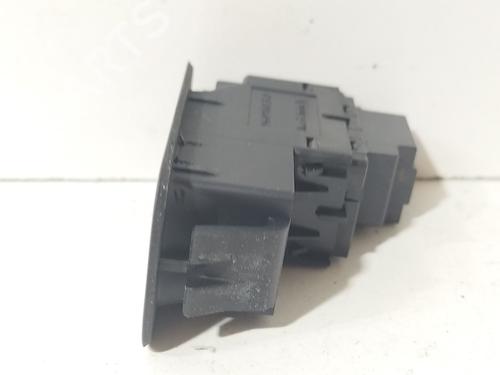 Right front window switch VW GOLF VII (5G1, BQ1, BE1, BE2) 1.6 TDI | BP36077131I26 - Image 4