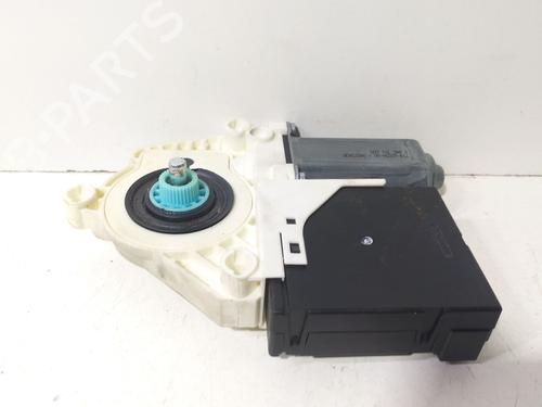 Used Left front window motor Left front window motor SEAT LEON (1P1) 1.4 TSI (125 hp) 35904278 35904278