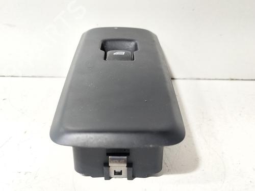 Left front window switch LAND ROVER DISCOVERY IV (L319) 3.0 SDV6 4x4 | BP38065016I27 - Image 2