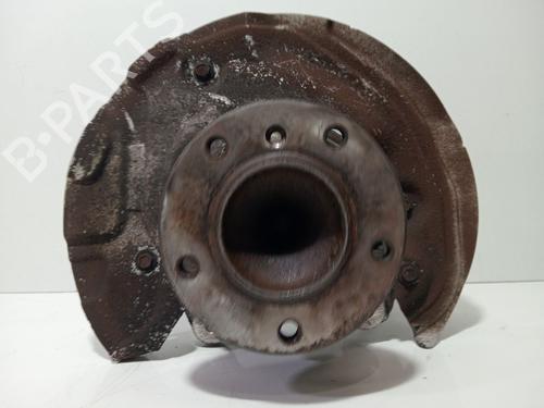 Used Left front steering knuckle BMW 1 Convertible (E88) 120 i (170 hp) 23231139