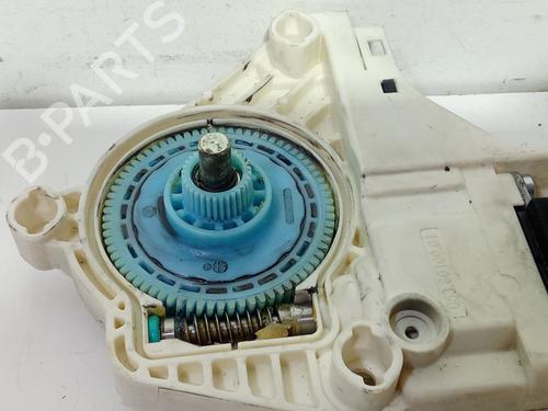 Right front window motor AUDI A5 (8T3) 2.0 TDI | BP30135129E20