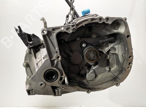 gearbox-renault-clio-iii-br01-cr01-2005-2006-2007-2008-2009-2010-2011-2012-2013-2014-33841137 main image
